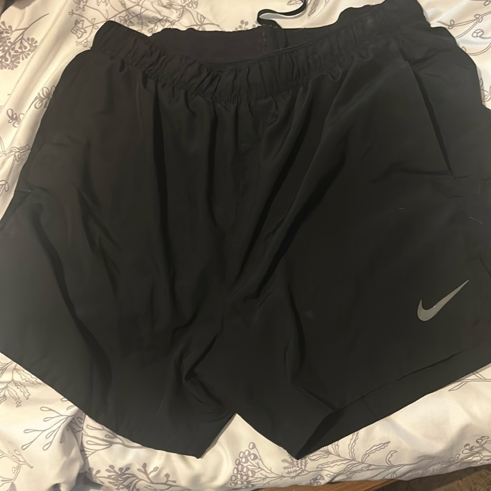 men’s. nike black shorts